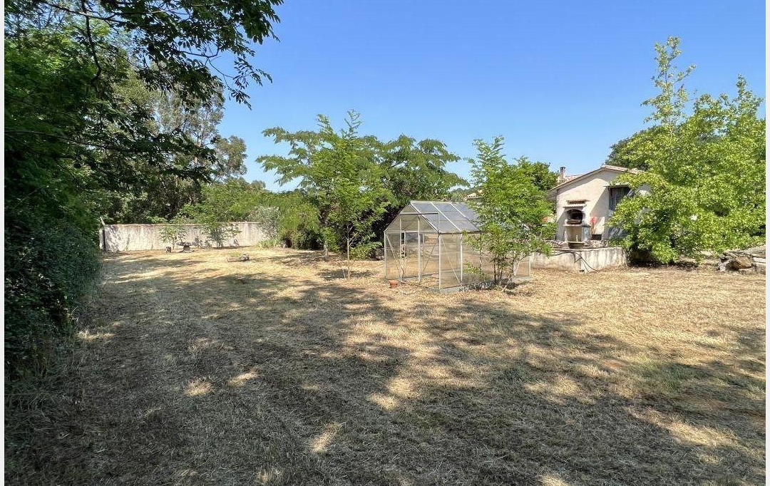 TERRAIN MEDITERRANEEN : Ground | UZES (30700) | 0 m2 | 89 000 € 