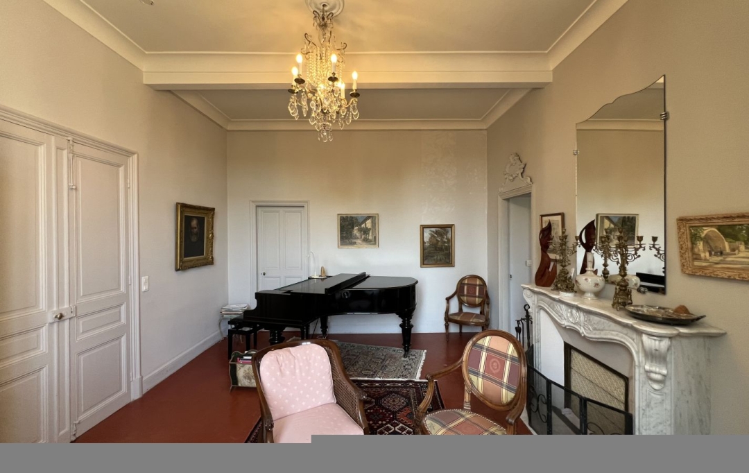 TERRAIN MEDITERRANEEN : Maison / Villa | AVIGNON (84000) | 234 m2 | 1 230 000 € 