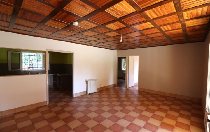 TERRAIN MEDITERRANEEN : Maison / Villa | UZES (30700) | 61 m2 | 219 000 € 