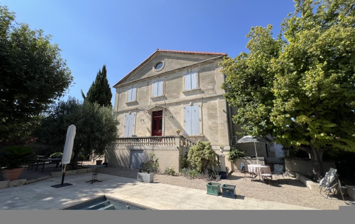 Maison AVIGNON 234 m2 1 230 000 € Maison AVIGNON 234 m2 1 230 000 €